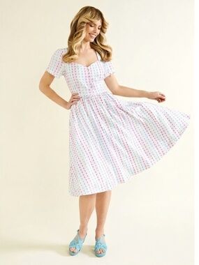 ModCloth Fabulous Fit and Flare shirt dress sweetheart neckline NWT size 10